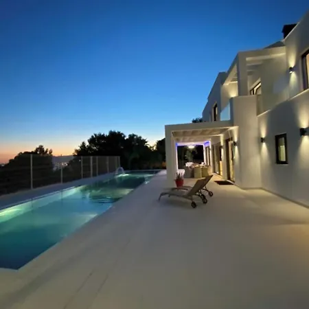 Feriehus Relax And Unwind In Our Cozy Beachside Nice Villa *