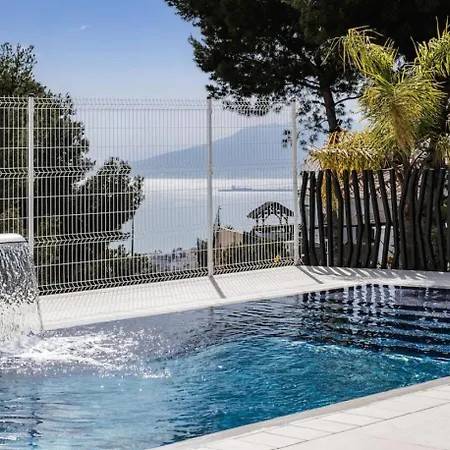 Feriehus Relax And Unwind In Our Cozy Beachside Nice Villa *
