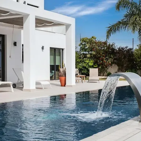 Feriehus Relax And Unwind In Our Cozy Beachside Nice Villa Ribamar (Lourinha)