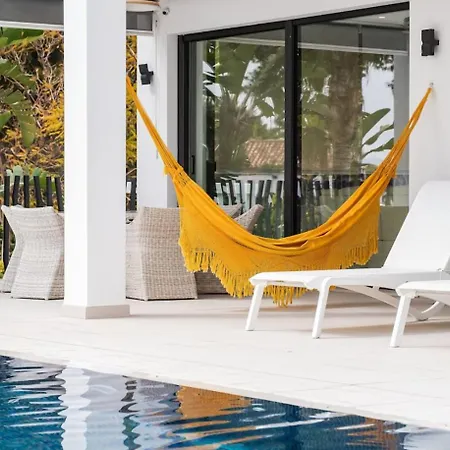Feriehus Relax And Unwind In Our Cozy Beachside Nice Villa *